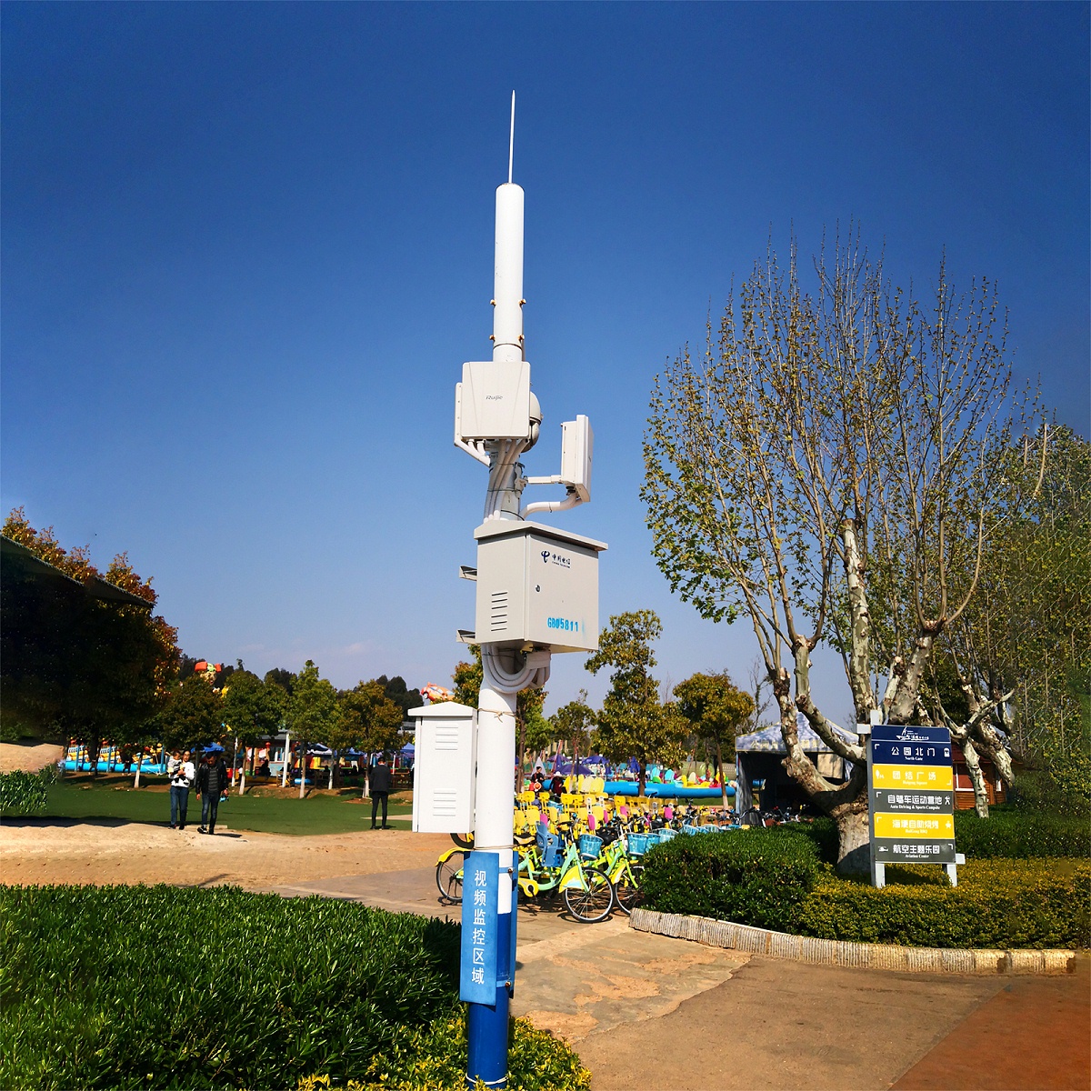 智慧城市监控杆2