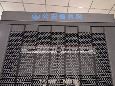 云茂一站式通信机箱机柜定制快速交货，比同行快了1倍